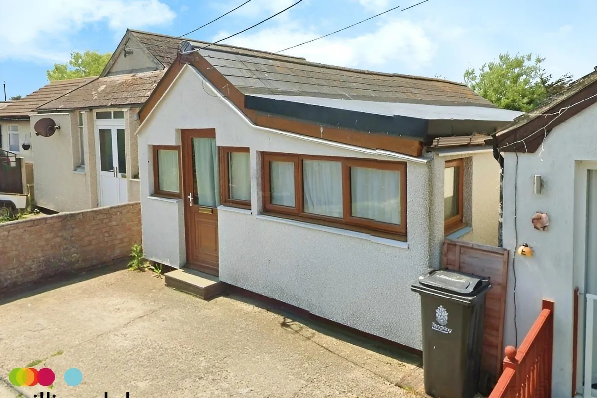 Lake Way, Jaywick, CLACTON-ON-SEA