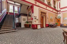 Metropole Court, Minehead