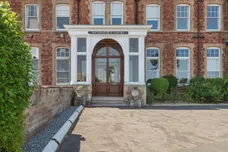 Metropole Court, Minehead