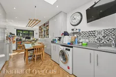 Firswood Avenue, Epsom