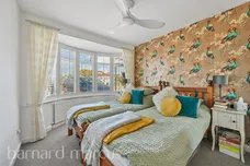 Firswood Avenue, Epsom