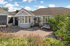 Firswood Avenue, Epsom