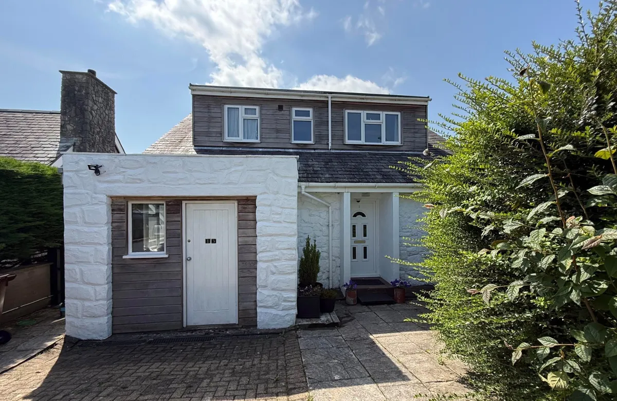 Bryn Eglwys, Penisarwaun, Caernarfon, Gwynedd, LL55