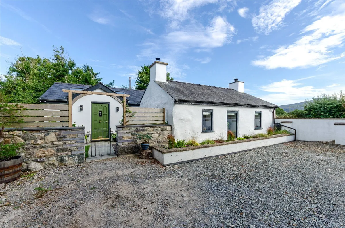Penisarwaun, Caernarfon, Gwynedd, LL55