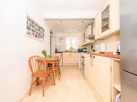 Yeomans Court, Hemel Hempstead thumb 2