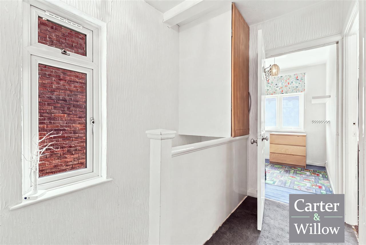 Victoria Road, Dagenham, Essex Image 12