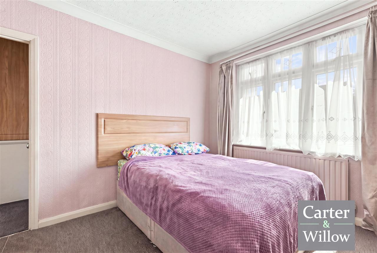 Victoria Road, Dagenham, Essex Image 13