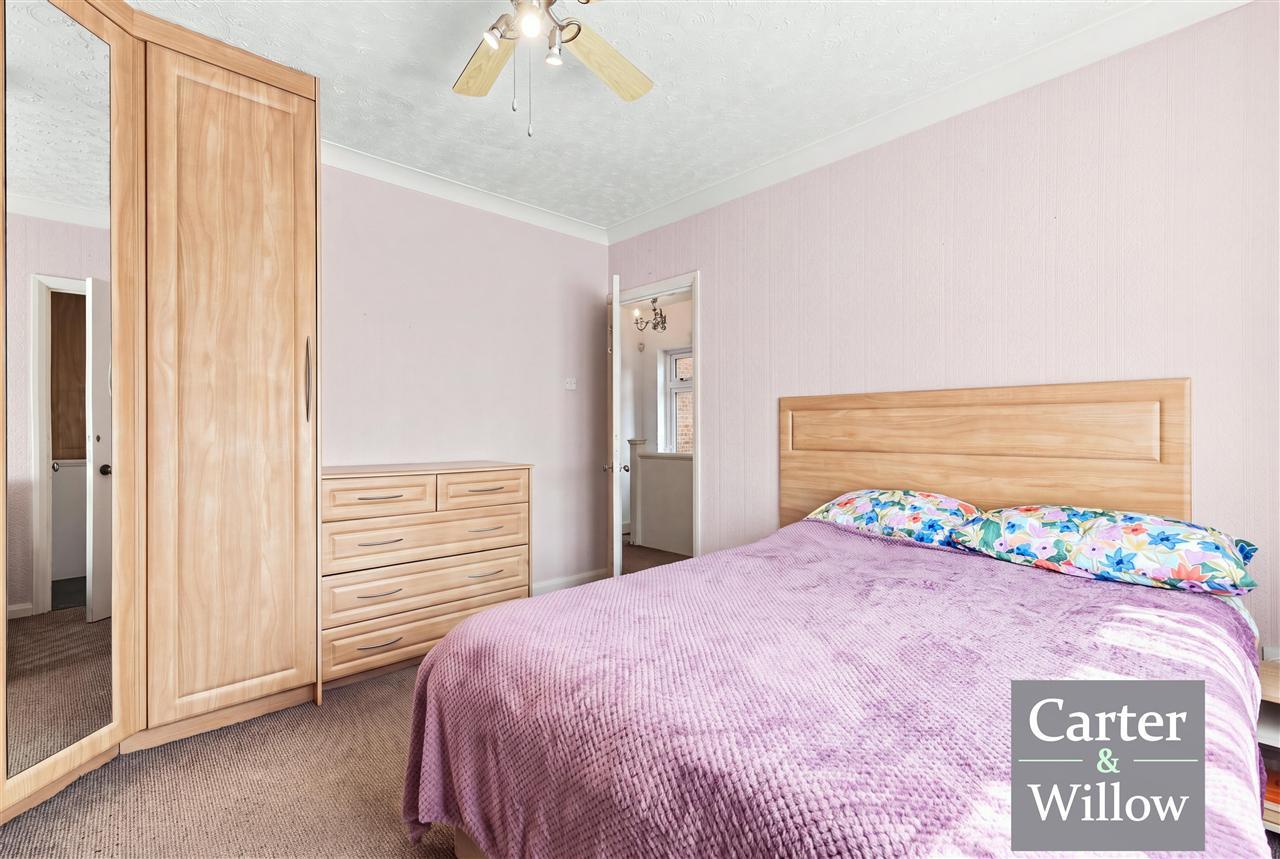 Victoria Road, Dagenham, Essex Image 14