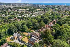 Withdean Road Brighton BN1 photo 3