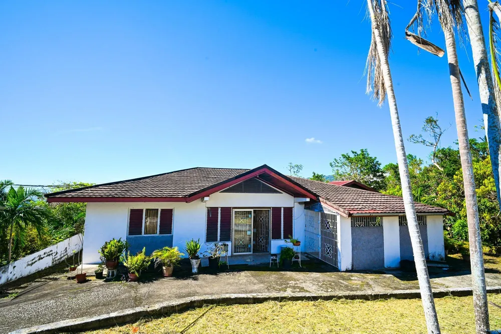 FORT GEORGE CRESCENT Kingston  St. Andrew