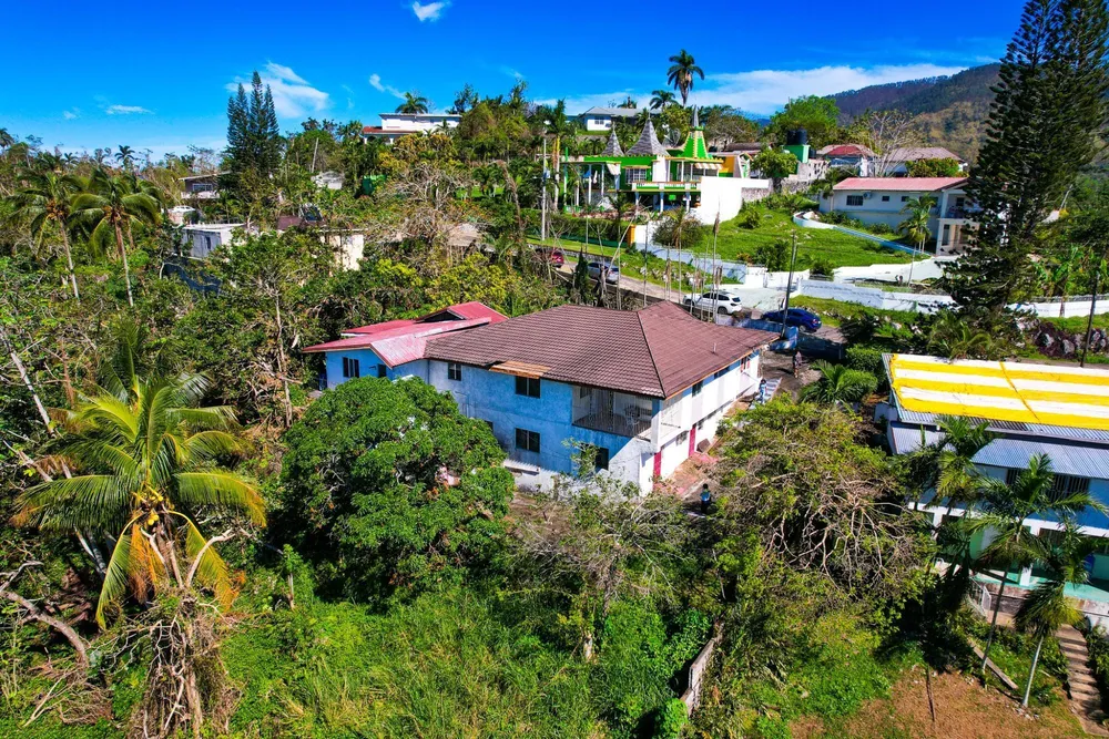 FORT GEORGE CRESCENT Kingston  St. Andrew