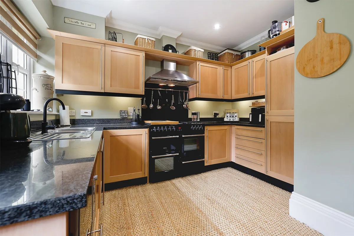 High Street, Nutfield, Redhill, Surrey, RH1
