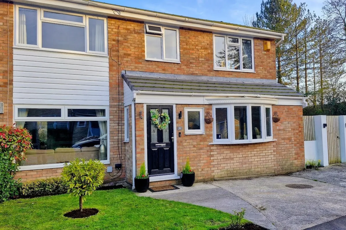 Clos Leland, Llantrisant, Pontyclun