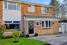 Clos Leland, Llantrisant, Pontyclun