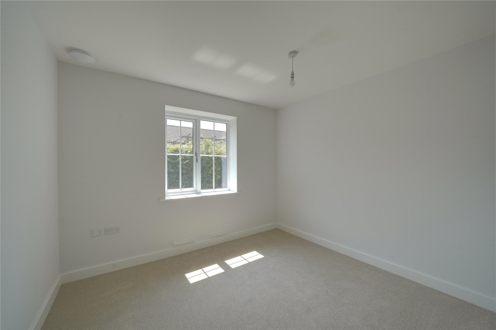 The Harpley, Briscoe Way, Lakenheath, IP27 Image 9