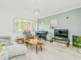 Wentloog Close, Rumney, Cardiff thumb 3
