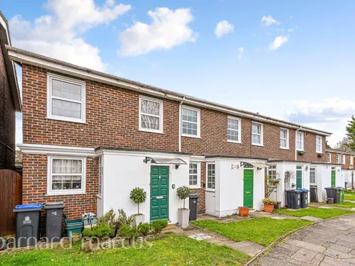 Spinney Close, New Maldenphoto
