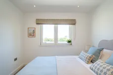 4 Holman Road, London, SW11 photo 10