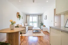 4 Holman Road, London, SW11 photo 11