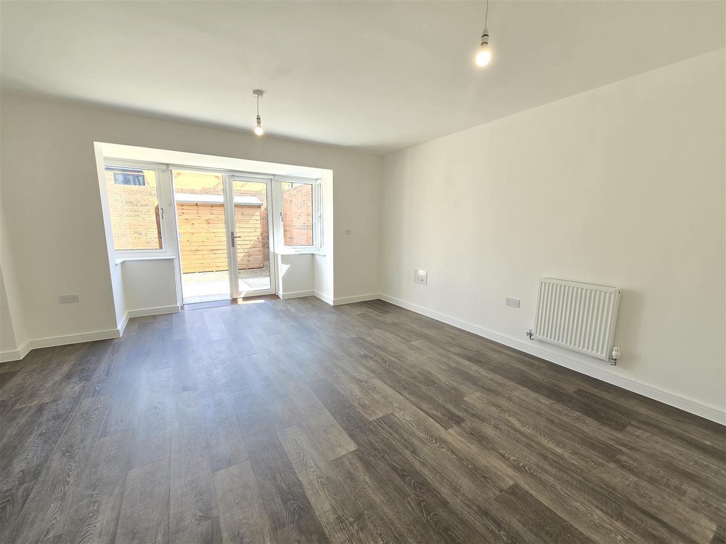 College Road Image 15