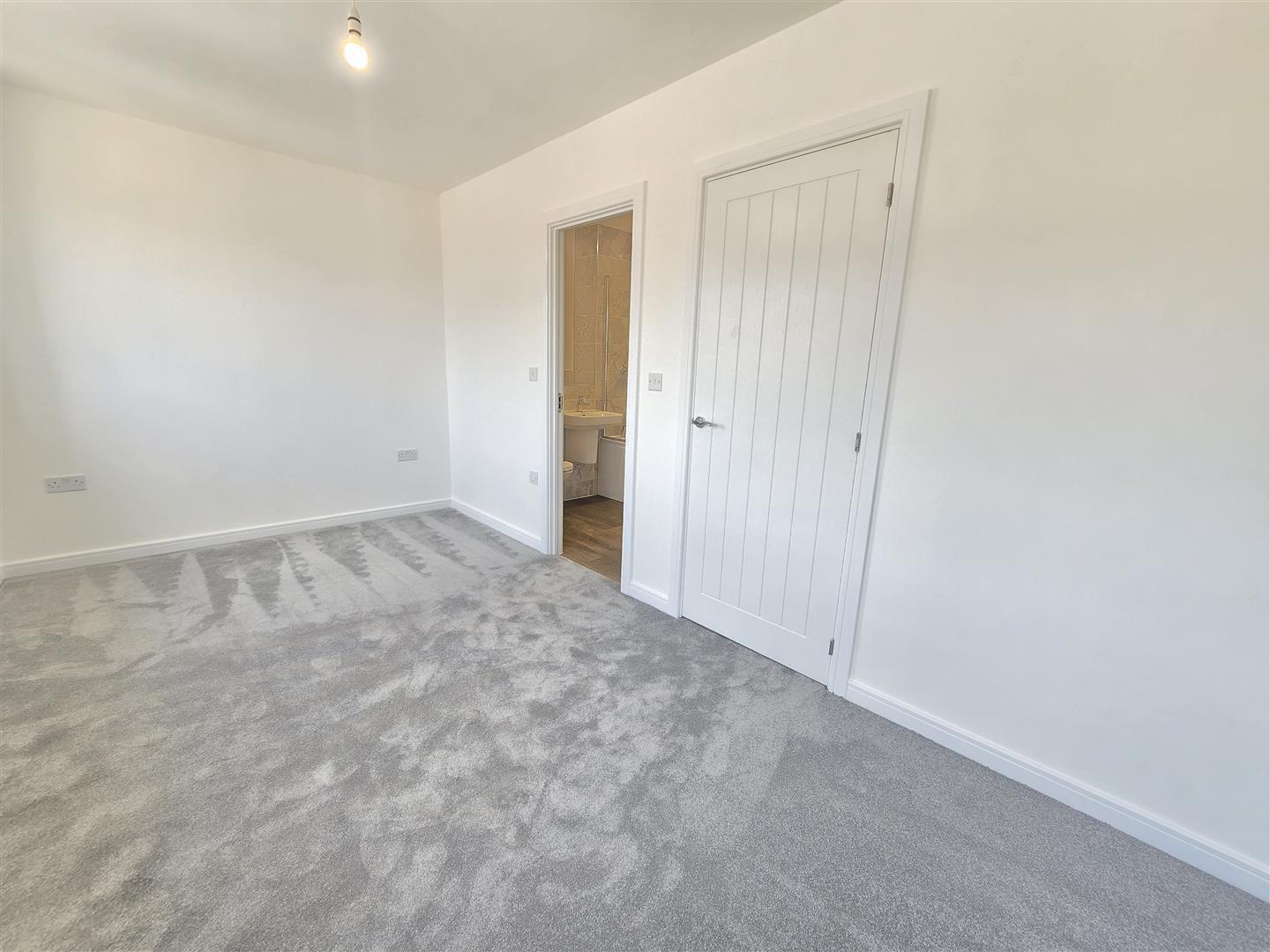 College Road Image 20