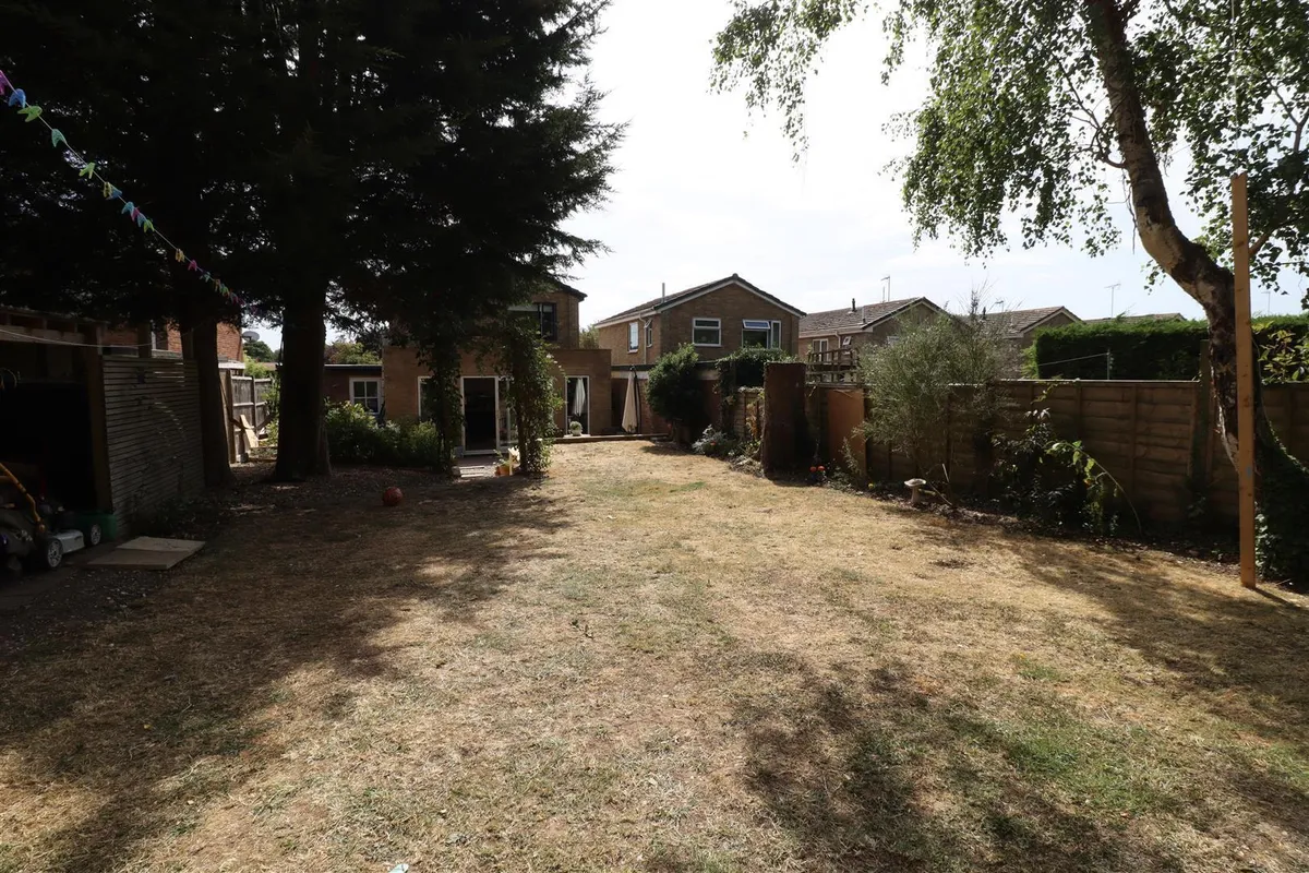 Greenfield Road, Middleton On The Wolds