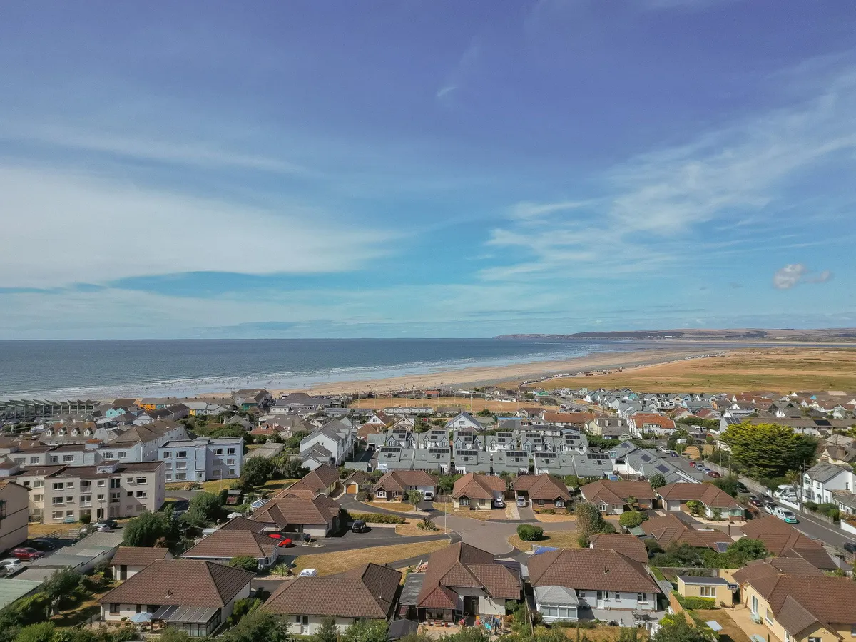 Kipling Terrace, Westward Ho, Bideford, EX39 1HY