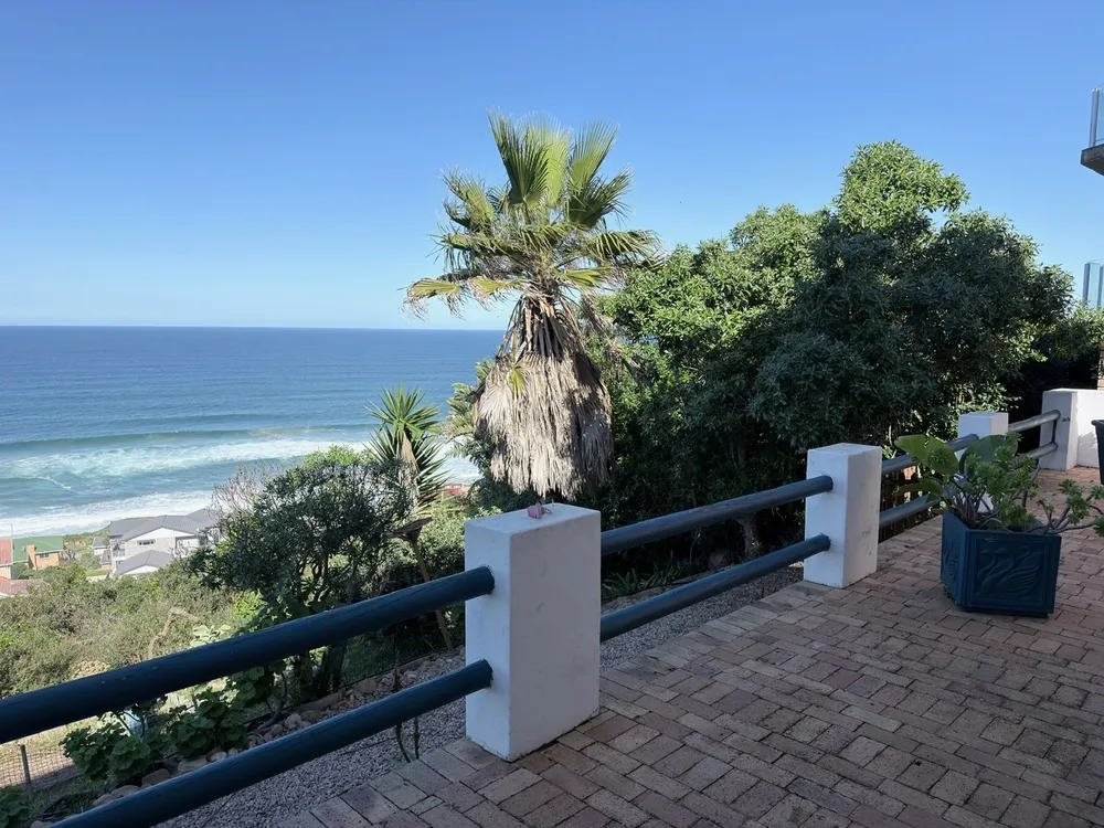 View image gallery of South Africa, Western Cape, Dana Bay, P. Humiflora Street, 24