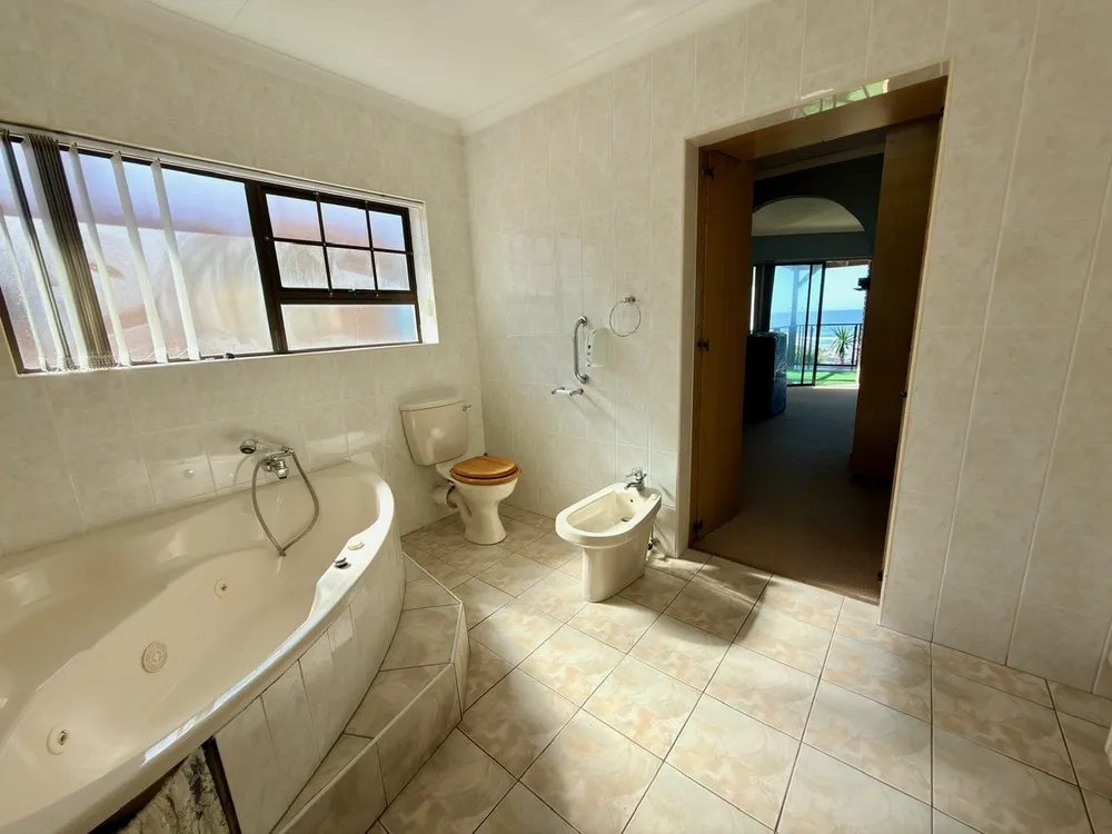 South Africa, Western Cape, Dana Bay, P. Humiflora Street, 24