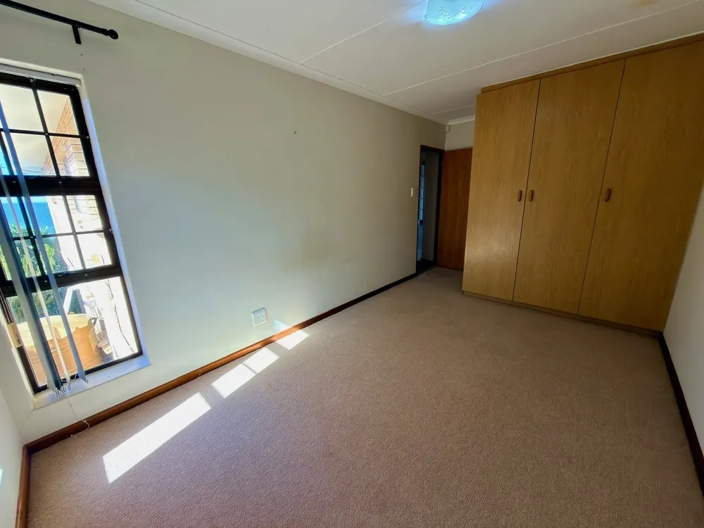 South Africa, Western Cape, Dana Bay, P. Humiflora Street, 24