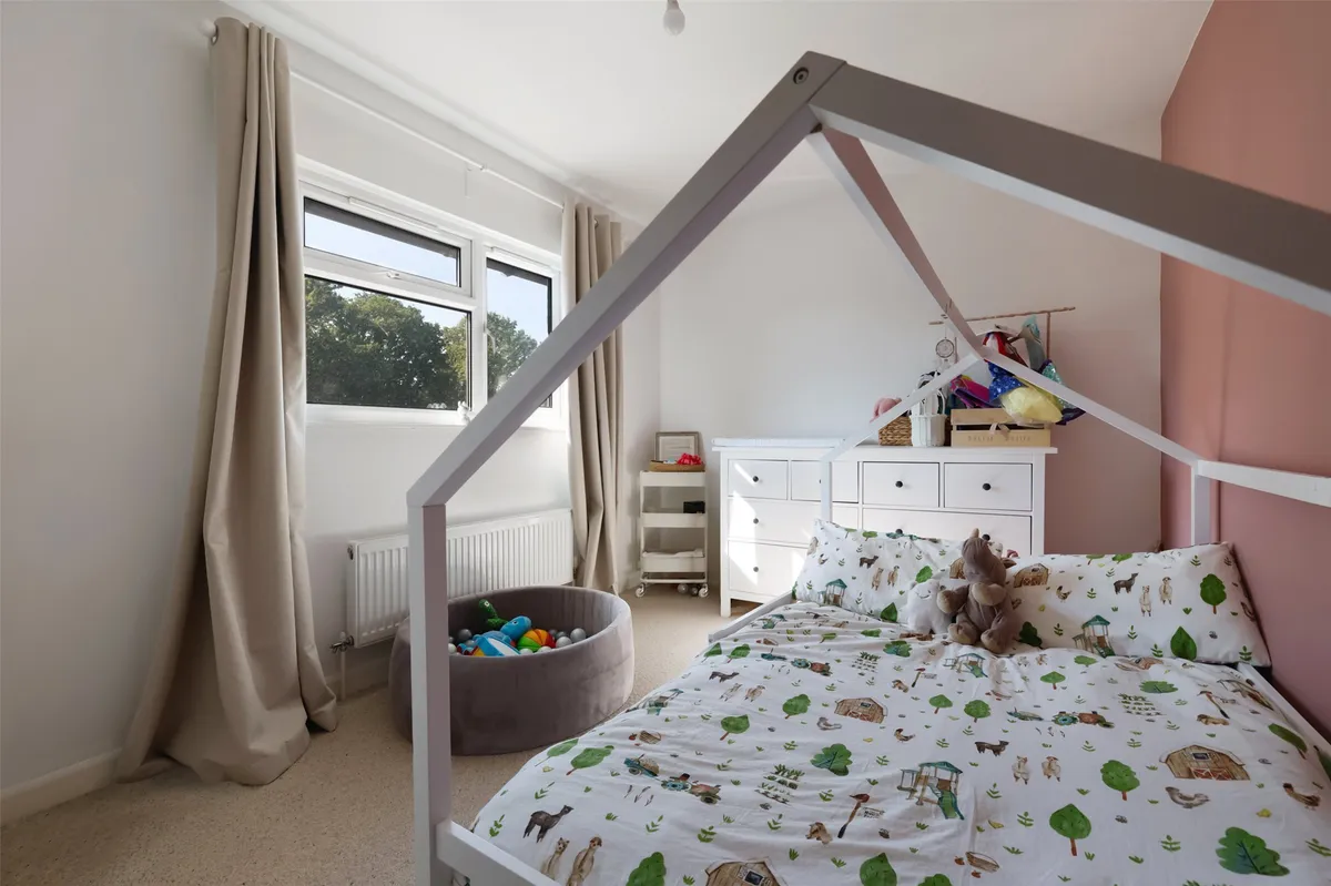 Careys Wood, Smallfield, Horley, Surrey, RH6