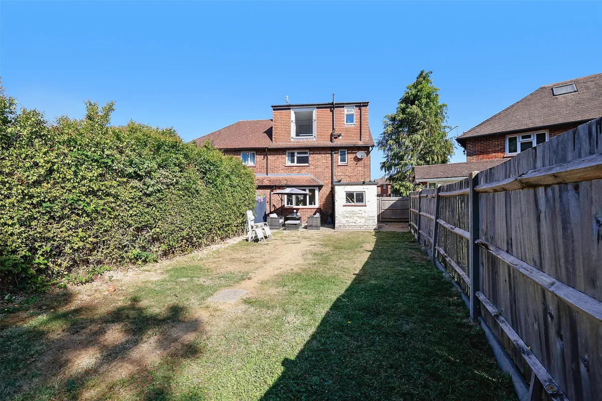 Careys Wood, Smallfield, Horley, Surrey, RH6