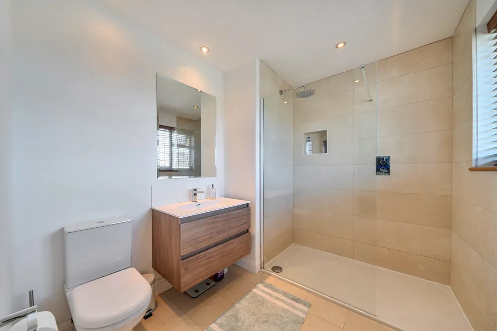 Hill Rise, Rickmansworth, WD3 photo 11