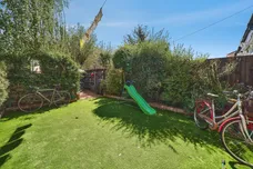 Cavendish Gardens, Barking