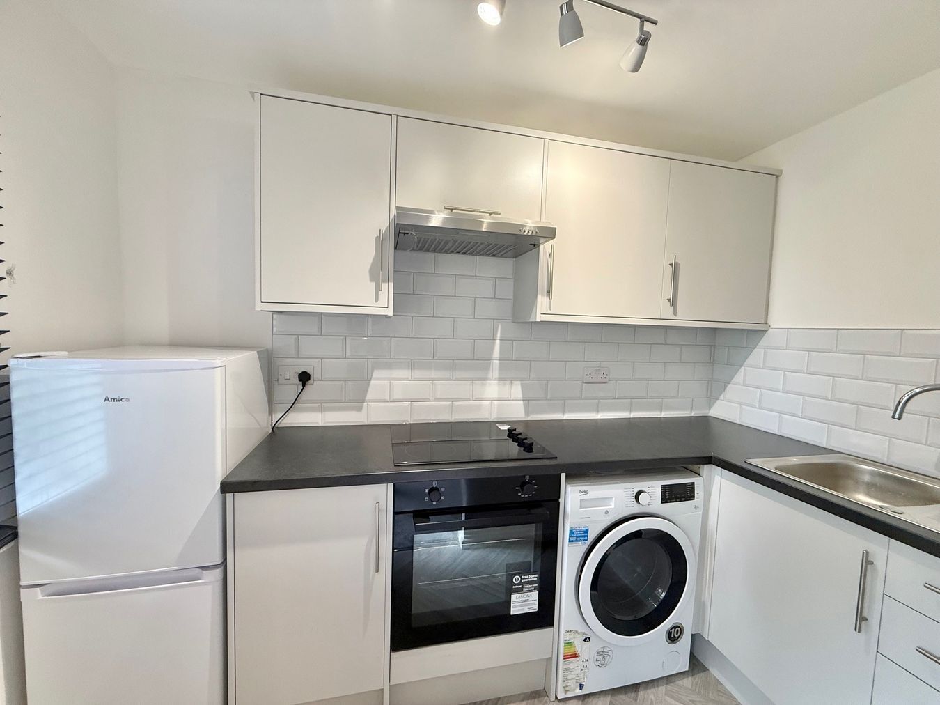 Beech Lane, Lower Earley, Reading, RG6 Image 6