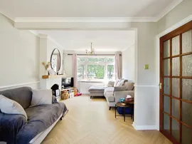 Maytree Crescent, Watford thumb 2