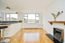 Littlemoor View, Pudsey