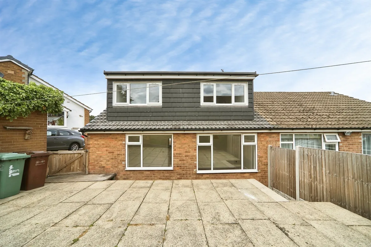 Littlemoor View, Pudsey