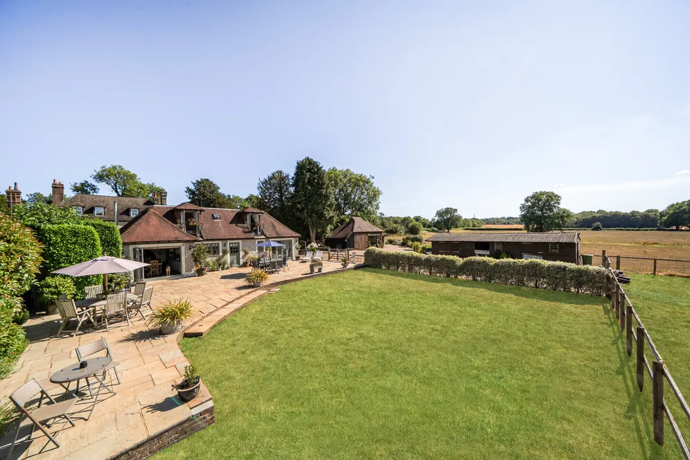 Upper Gatton, Reigate, RH2 photo 8