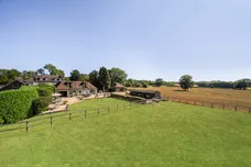 Upper Gatton, Reigate, RH2 photo 10