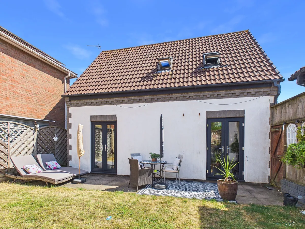 Cook Road, Barry, CF62