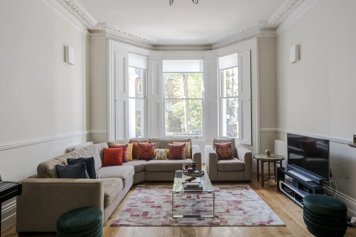 Southwell Gardens, London, SW7 photo 1