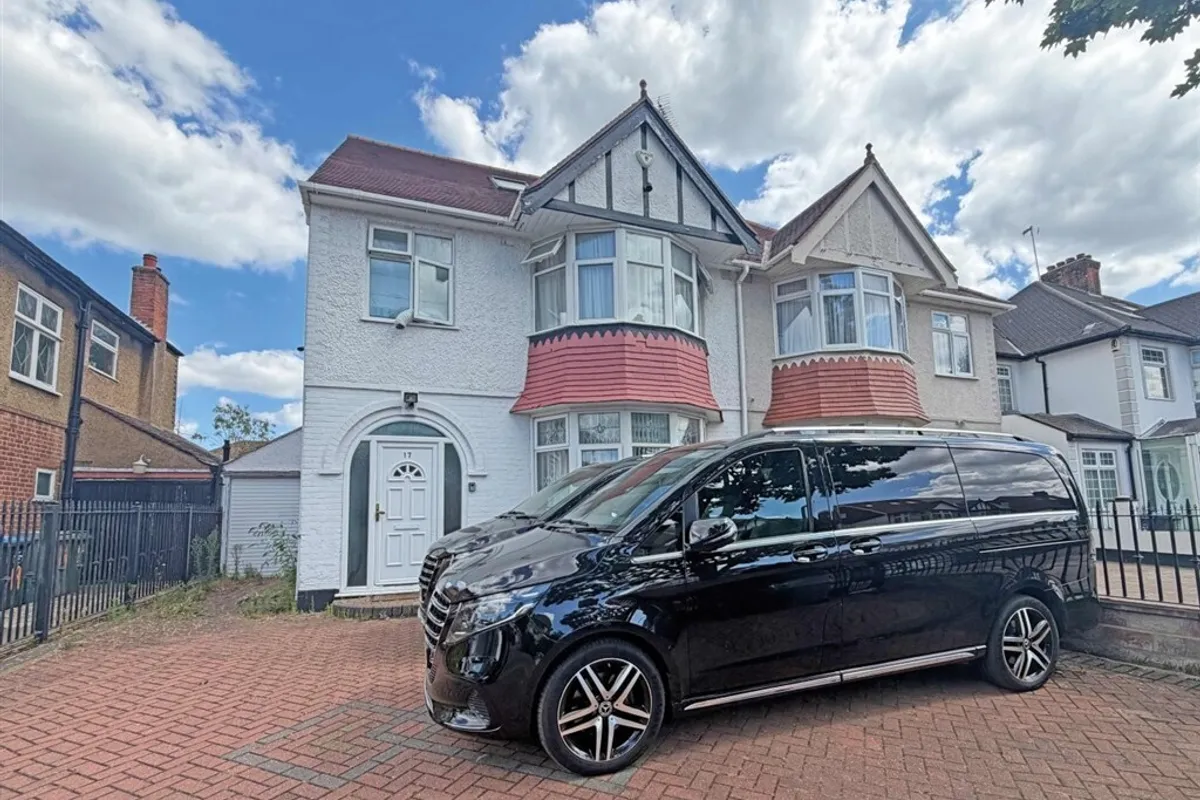 Wren Avenue, BRENT