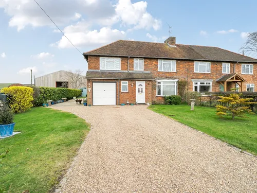 Marsh Hill Cottages, Marsh, Aylesburyphoto