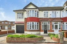 Cavendish Gardens, Barking