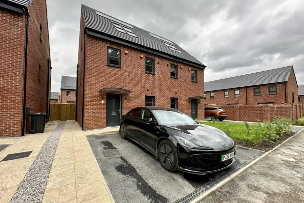 Eliza Grant Road, Crossgates, LEEDS