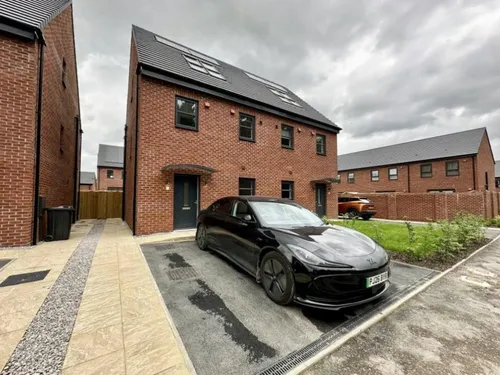 Eliza Grant Road, Crossgates, LEEDSphoto