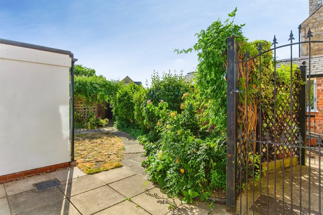 Property photo 12