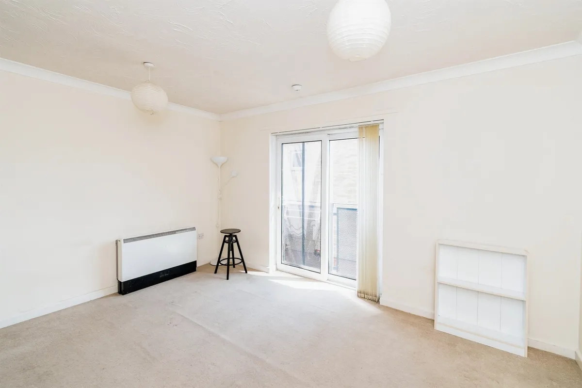 Carpathia Drive, SOUTHAMPTON