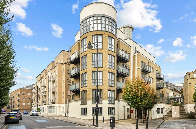Brightlingsea Place, E14